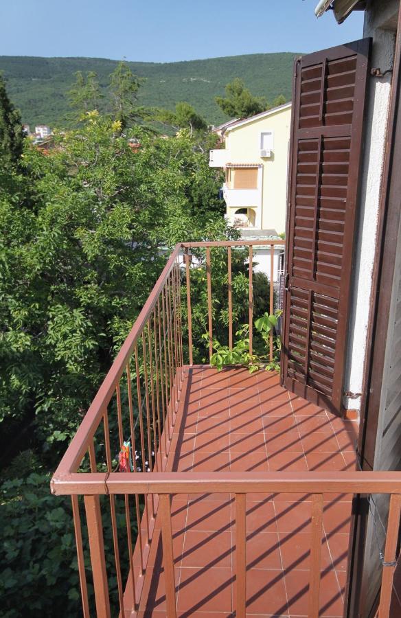 Apartments By The Sea Selce, Crikvenica - 2372 Exterior foto
